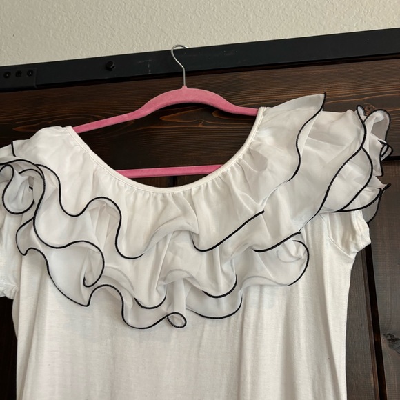 ❗️FINAL❗️Stera Chic White Ruffle Blouse Medium - Picture 5 of 9